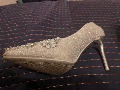 Zapatos de tacón alto plateados con brillo Weide - miniatura 4