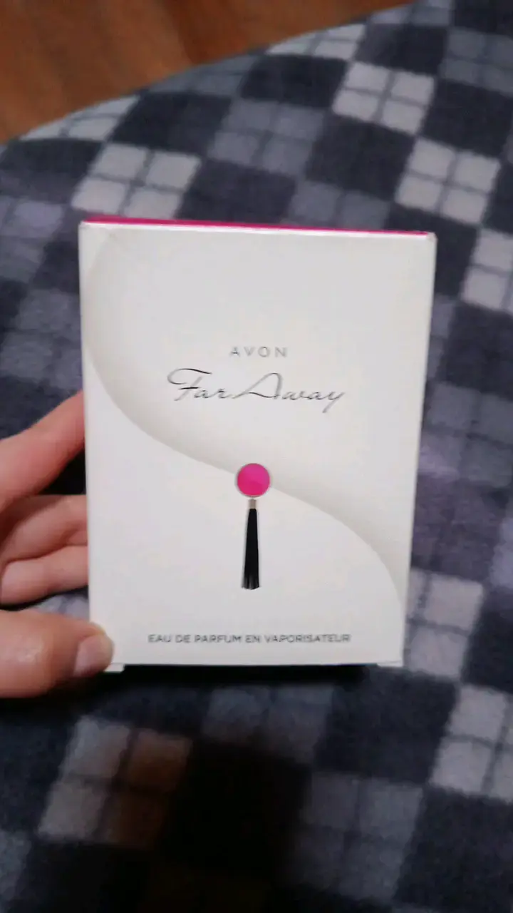 Perfume Avon Far Away Eau de Parfum