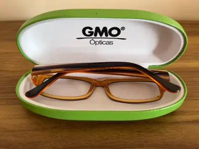 Armazón de lentes para mujer Keitton con estuche - miniatura 1