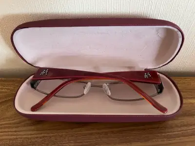 Armazón de lentes para mujer Mossino con estuche - miniatura 1