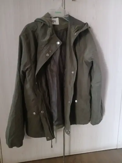 Chaqueta ligera/cortaviento JDY Jacqueline de Yong - miniatura 1