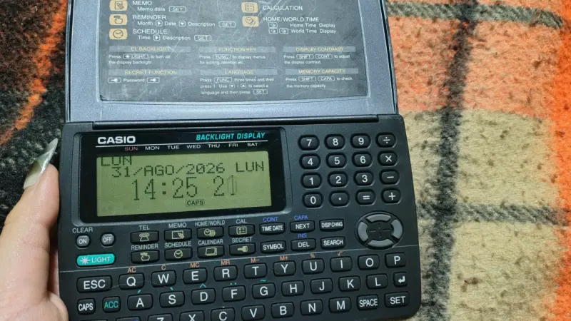 Agenda electrónica Casio pantalla retroiluminada - 2