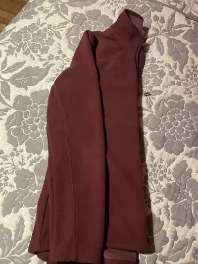 Chaqueta polar burdeo Uppí con cierre - miniatura 4