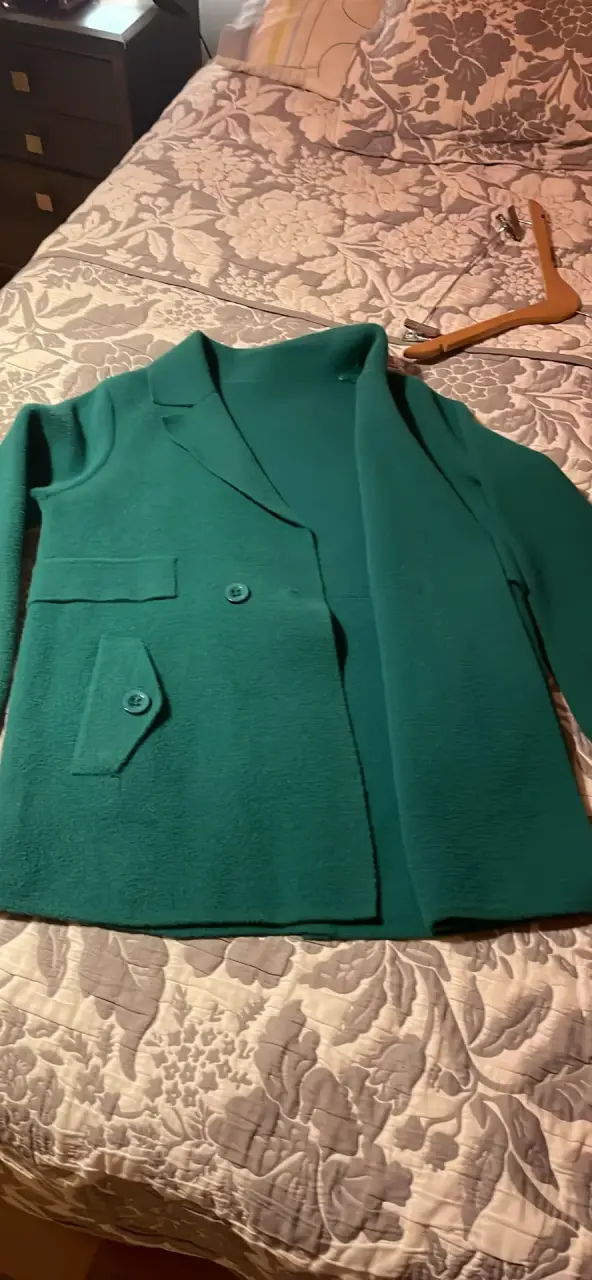 Blazer verde elegante para mujer - 3
