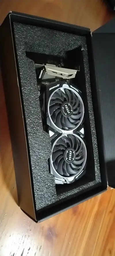 Tarjeta Gráfica MSI Radeon RX 570 8GB - miniatura 1
