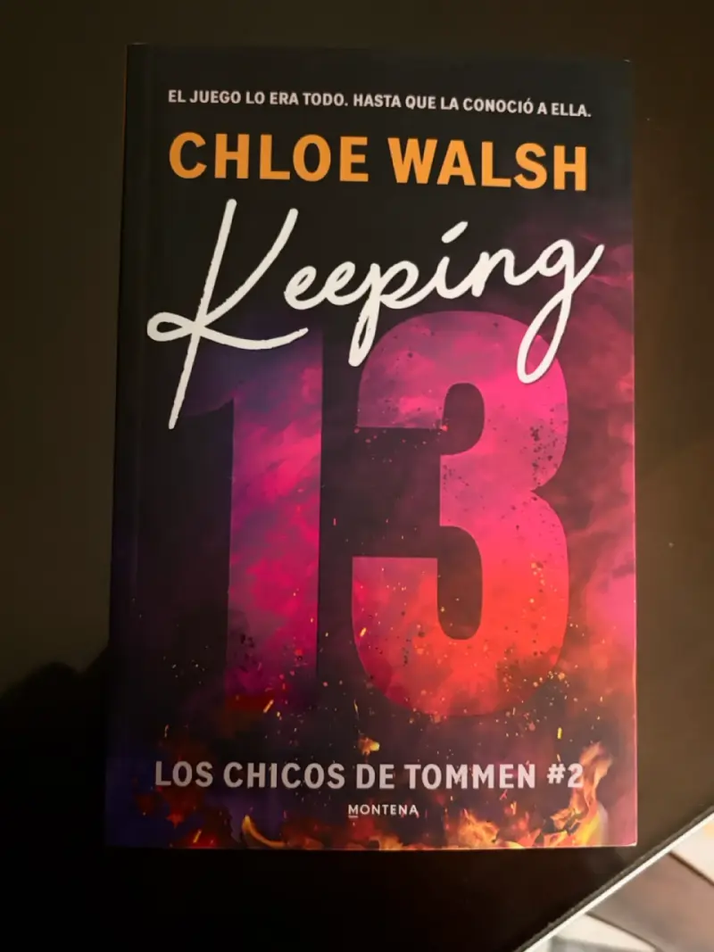 Libro 'Keeping 13' de Chloe Walsh - 1