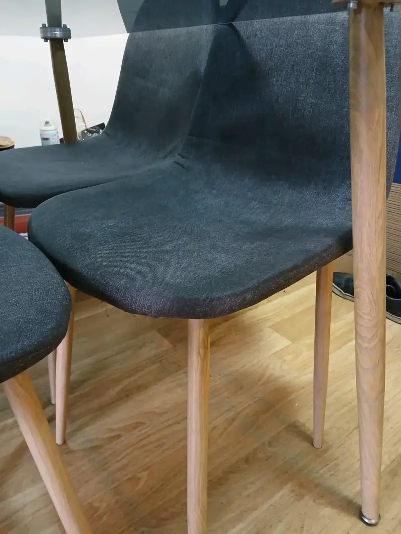 Juego de comedor con 4 sillas y mesa de vidrio - 3