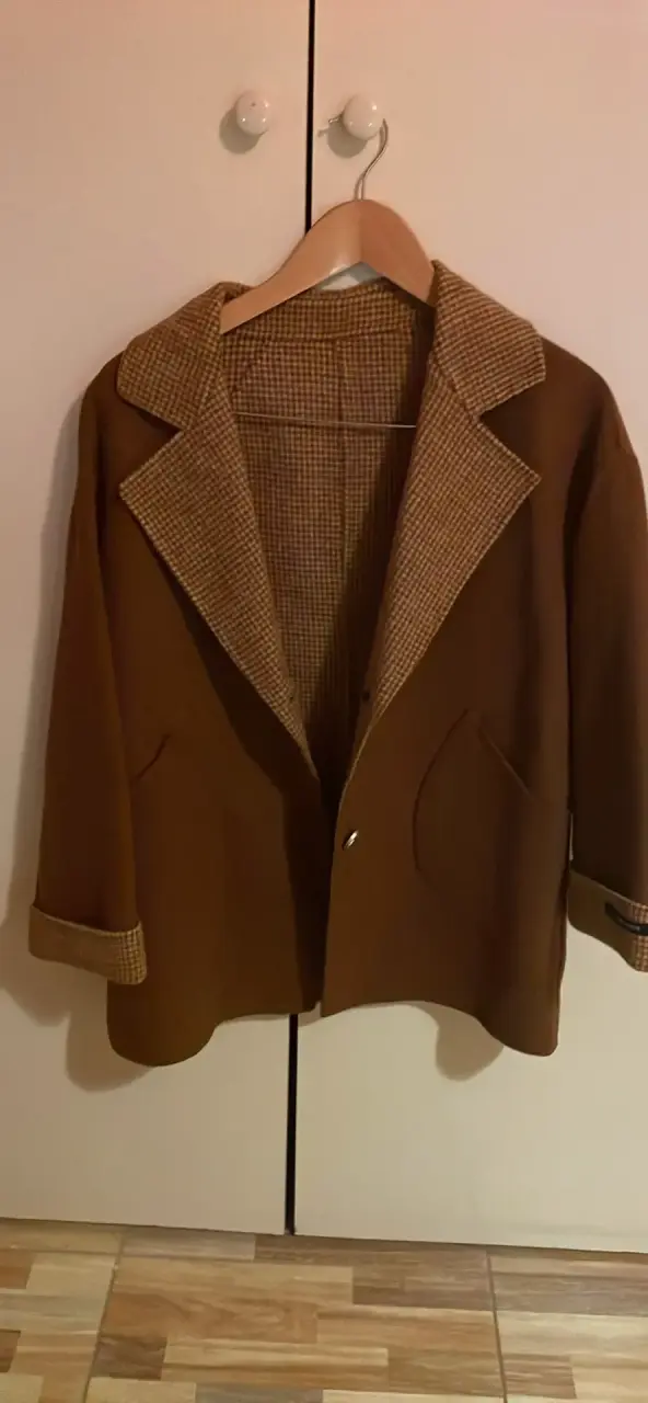 Blazer marrón con detalles a cuadros - 3
