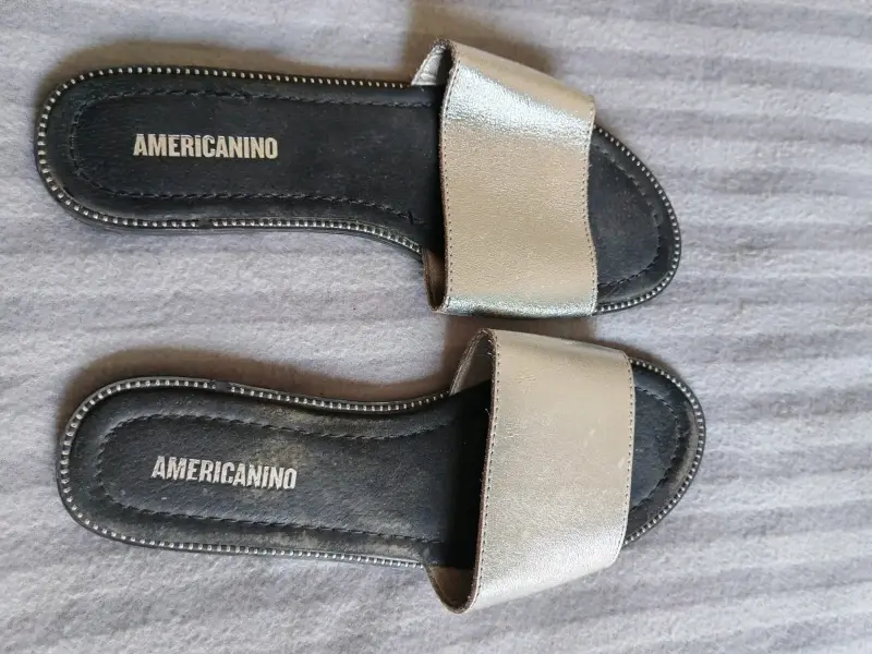 Sandalias planas plateadas Americanino