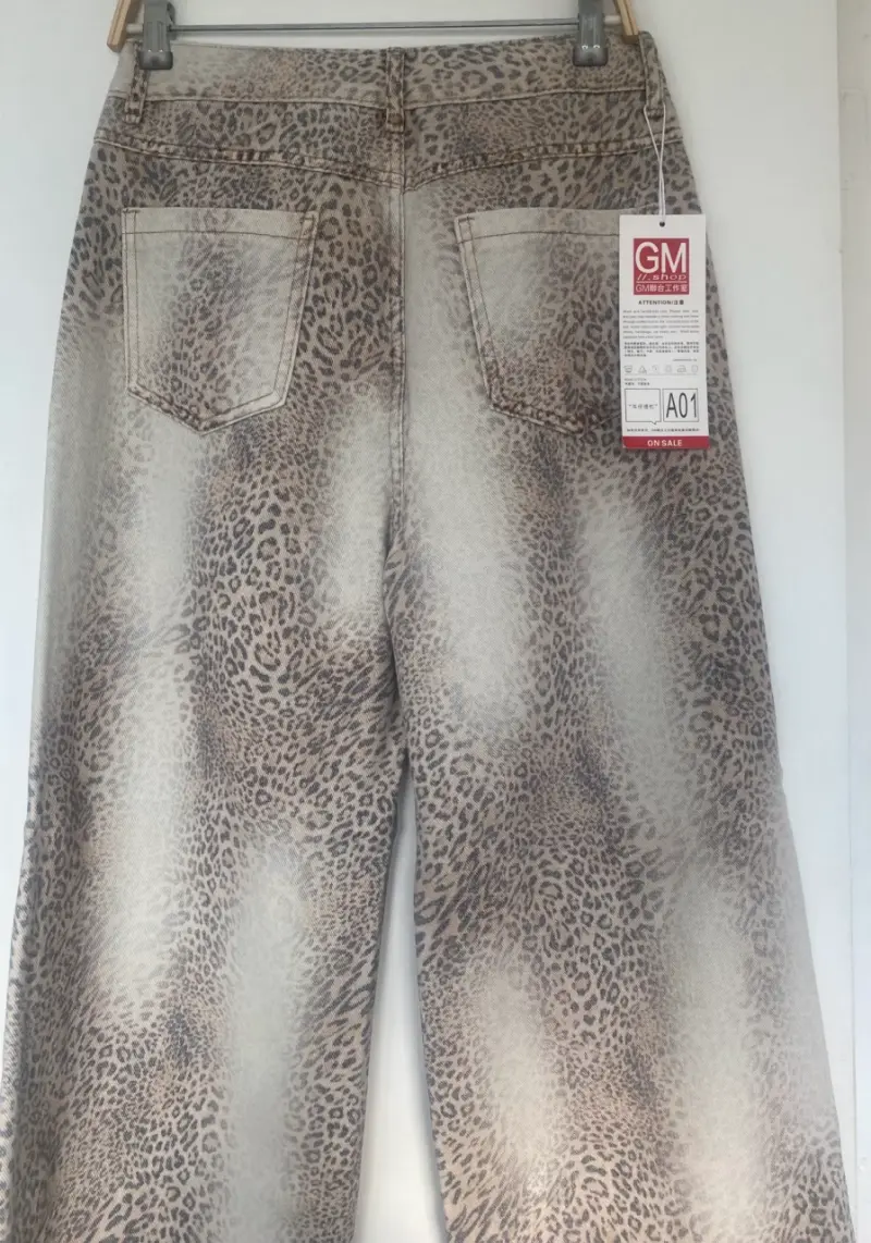 Pantalones anchos estampado animal print - 4