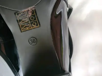 Zapatos Weide charol negro con tacón bajo - miniatura 5