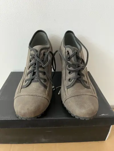 Zapatos de Tacón Gris para Mujer - miniatura 2