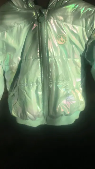Chaqueta infantil iridiscente con capucha - miniatura 1