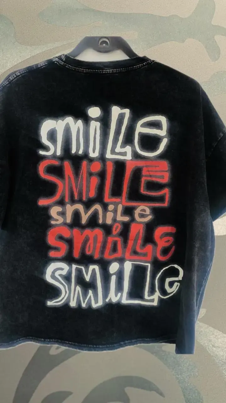Polera con diseño de personaje animado - 2