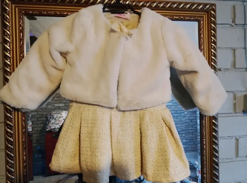 Vestido de niña elegante con chaqueta de peluche - 3