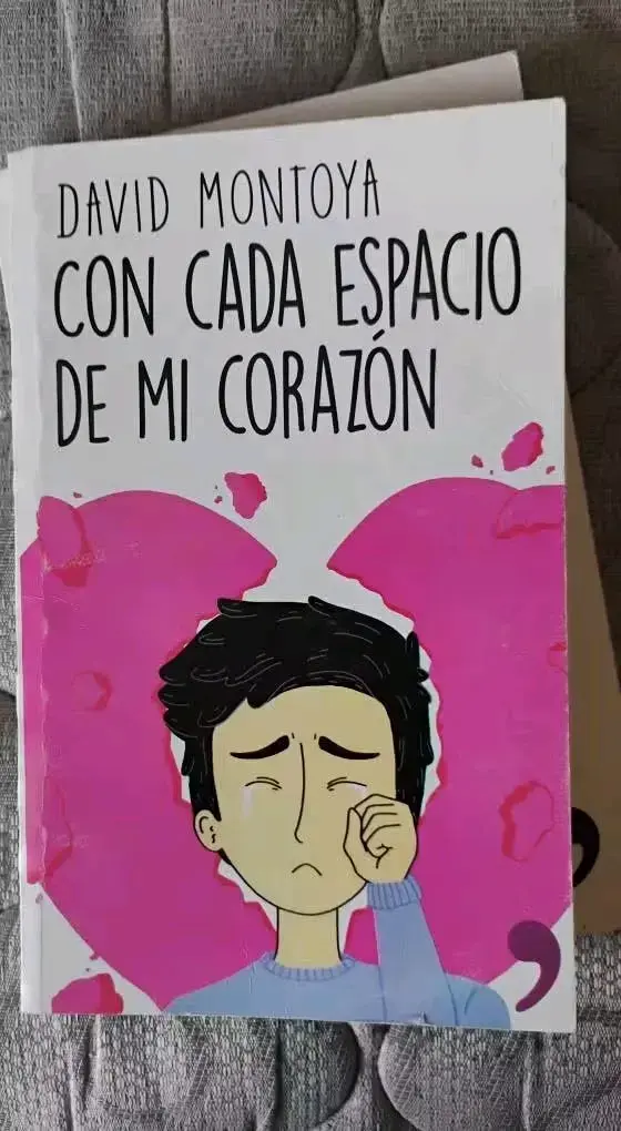 Libro 'Con Cada Espacio de Mi Corazón' de David Montoya - 2