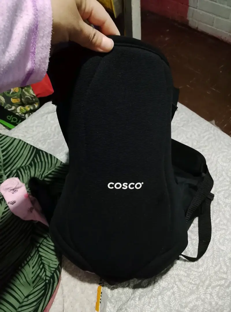Portabebés ergonómico negro Cosco - 3
