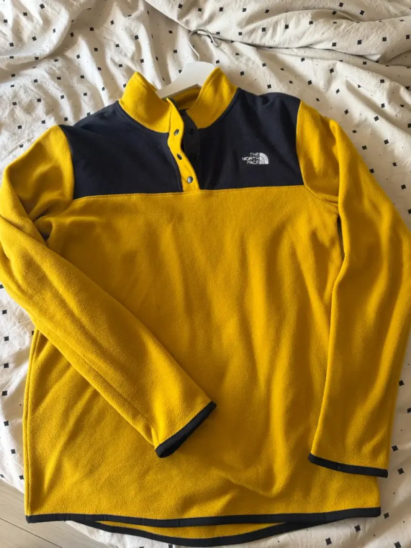 Polar amarillo y negro The North Face - 2
