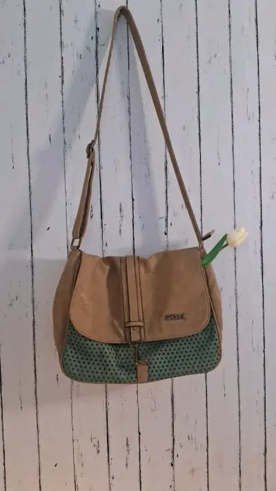 Bolso bandolera Secret beige y verde - miniatura 1