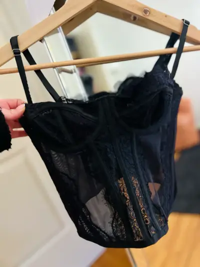 Corset negro de encaje talla S - miniatura 1