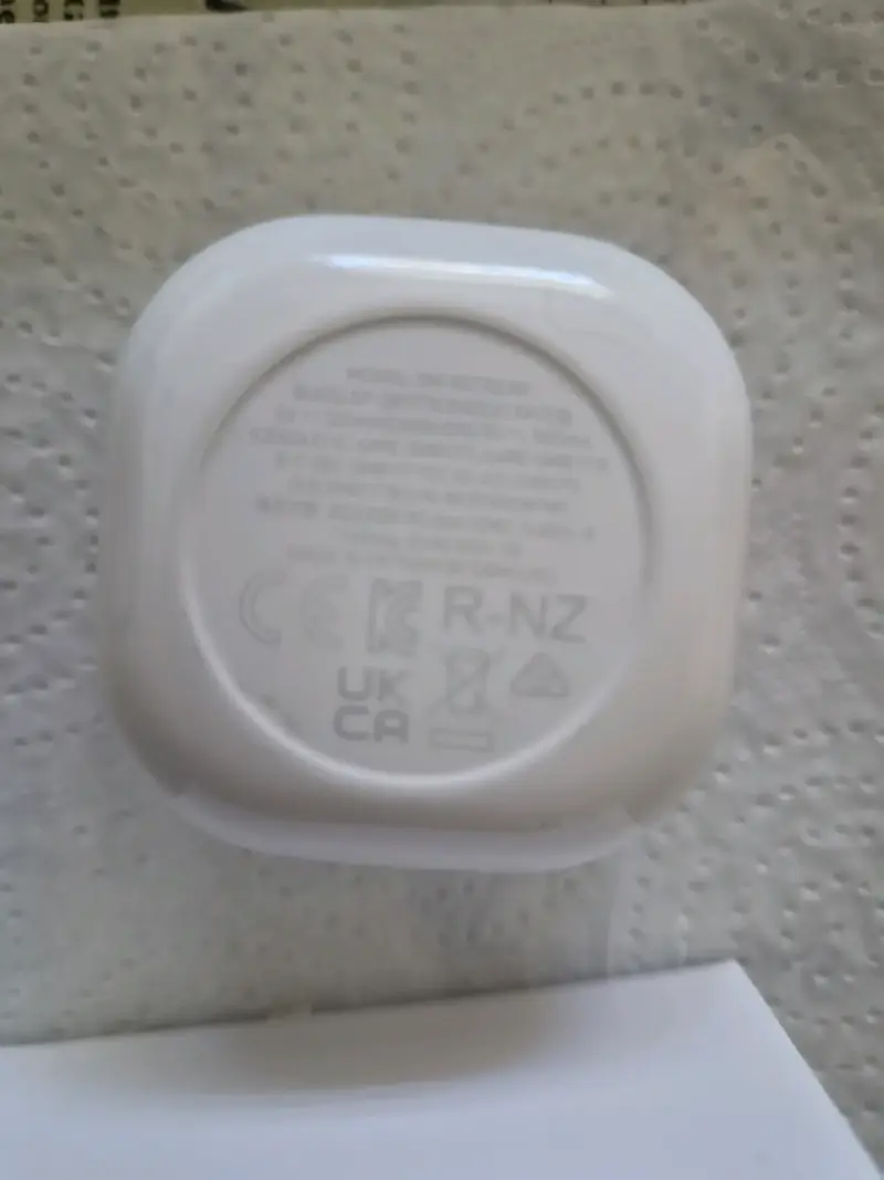 Audífonos Inalámbricos Samsung Galaxy Buds2 Lavanda - 5