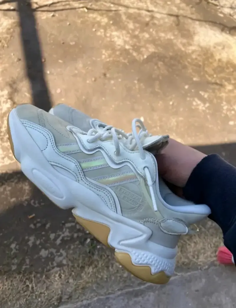 Zapatillas adidas Ozweego Originales - 1