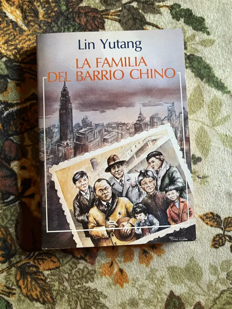 Libro 'La Familia del Barrio Chino' de Lin Yutang - 1