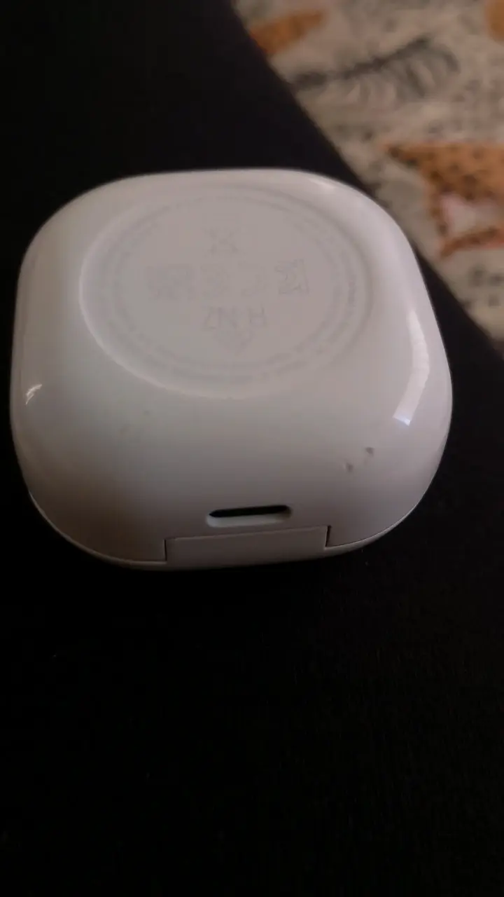 Audífonos inalámbricos Samsung Galaxy Buds negros - 3