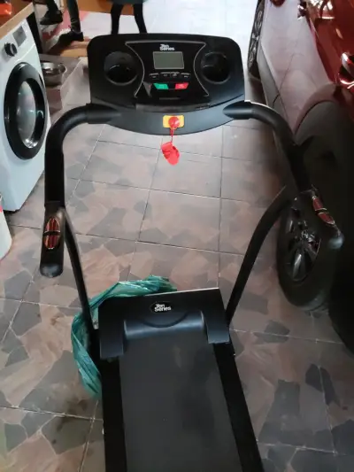 Caminadora eléctrica Ten Series en buen estado - miniatura 2