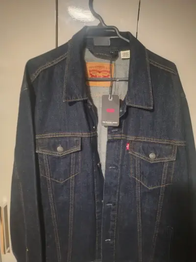 Chaqueta de mezclilla Levi's azul oscuro - miniatura 3