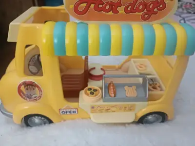 Carrito de hot dogs sylvanian families - miniatura 2