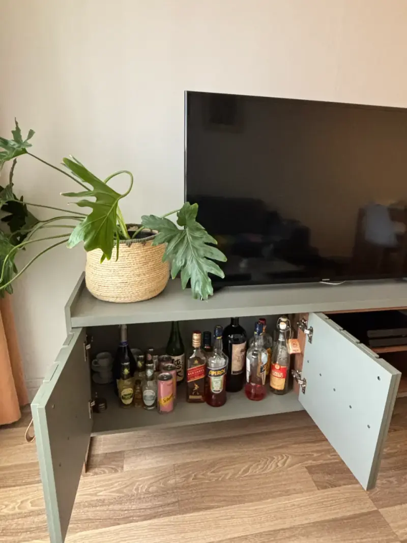 Rack TV 70” - 4