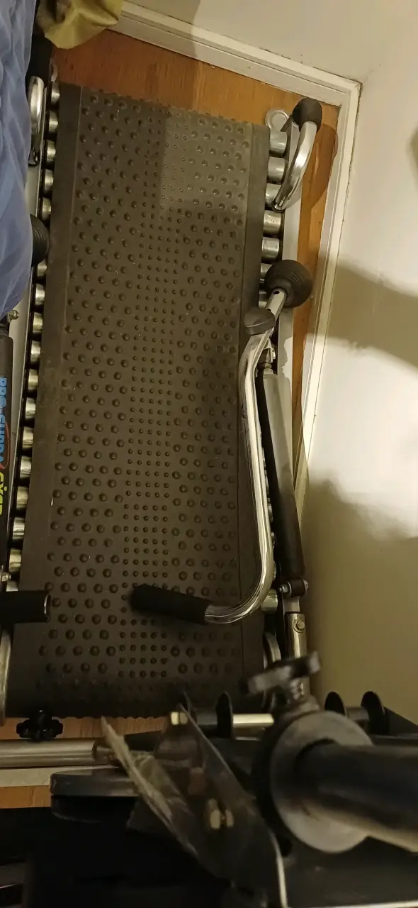 Máquina de ejercicios polifuncional - 2