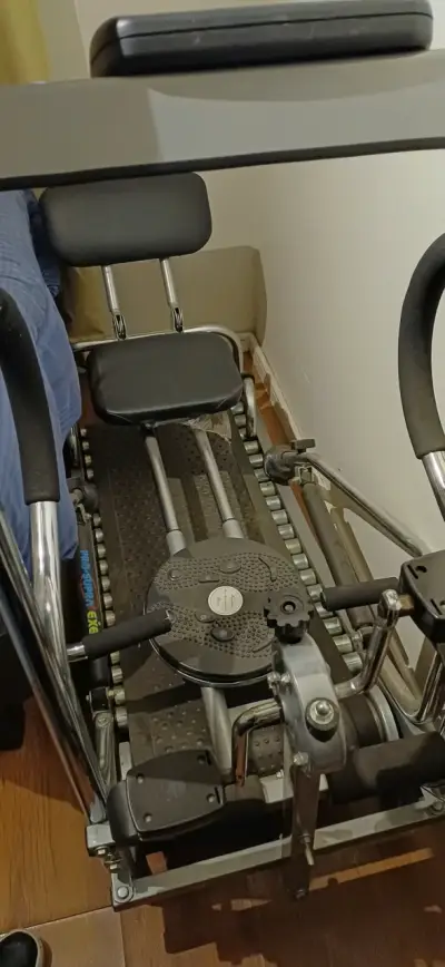 Máquina de ejercicios polifuncional - miniatura 3