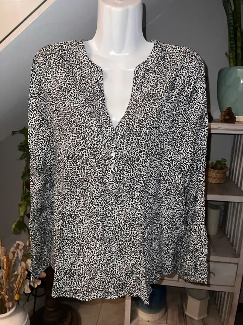 Blusa Esprit estampada de leopardo - 1