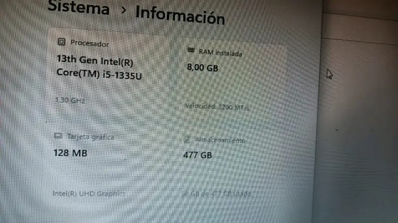Notebook HP con Windows 11 y cargador - 6