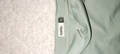 Polera verde con mangas fruncidas Sybilla - miniatura 3
