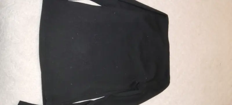 Polera negra de manga larga para mujer - 3