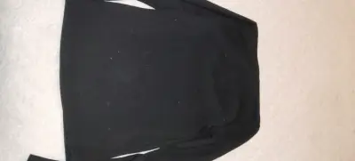 Polera negra de manga larga para mujer - miniatura 3