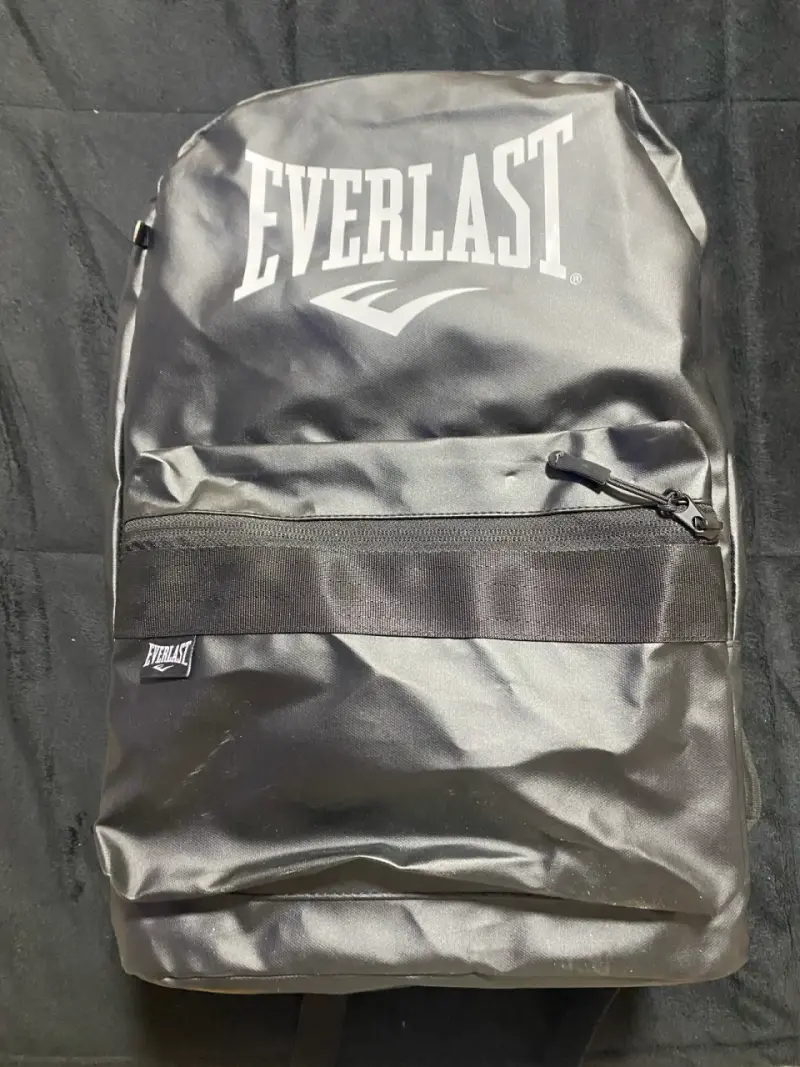 Mochila negra Everlast