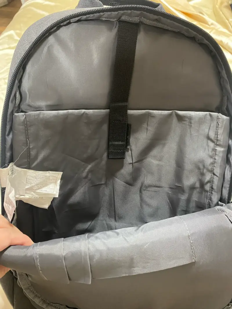 Mochila gris para laptop HP con compartimentos - 2