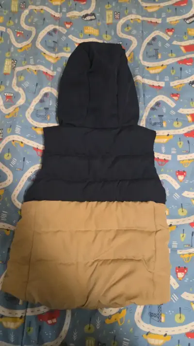 Chaleco acolchado con capucha Quechua azul y beige - miniatura 2