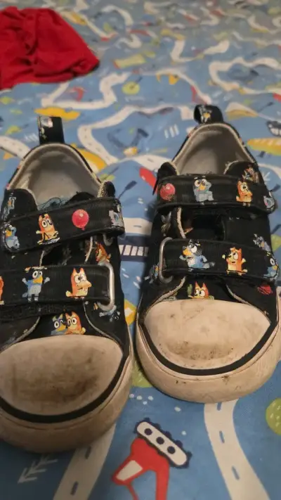 Zapatillas Converse All Star con diseño infantil - miniatura 1