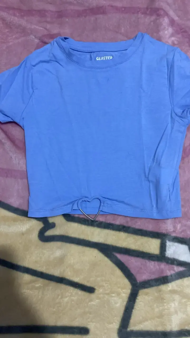 Polera azul con detalle de corazón Cluster Teens - 1