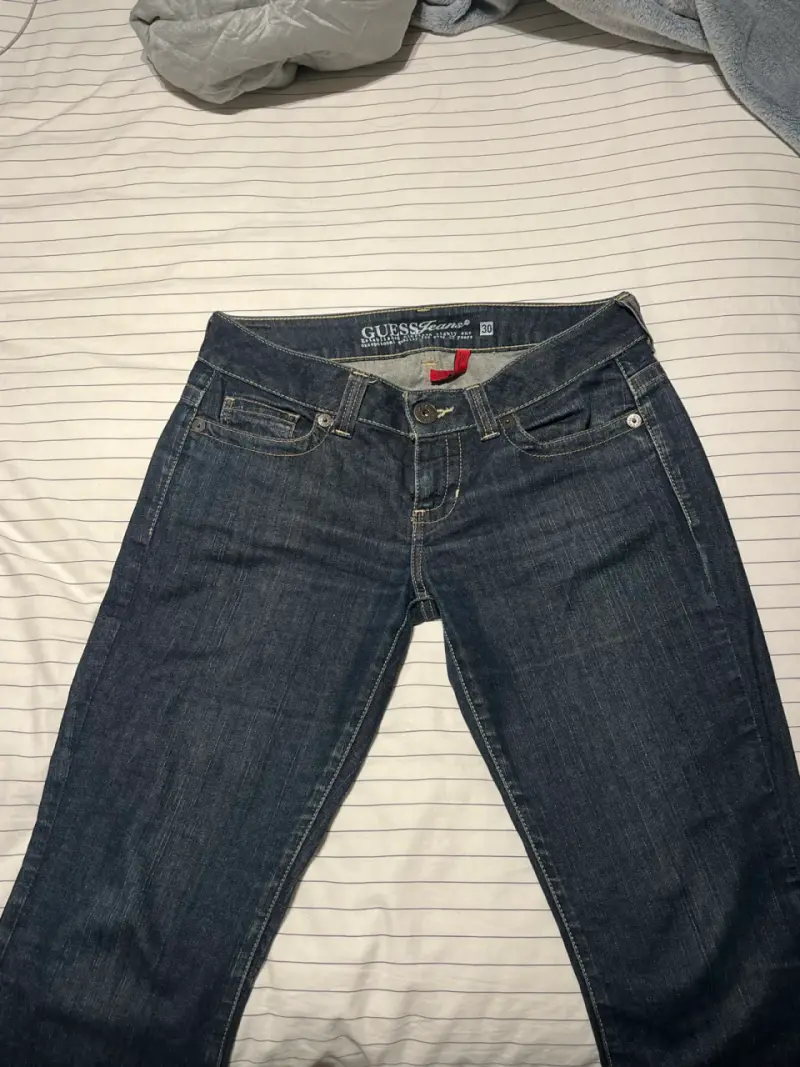 Jeans Guess talla 30 (38-40 aprox) - 1