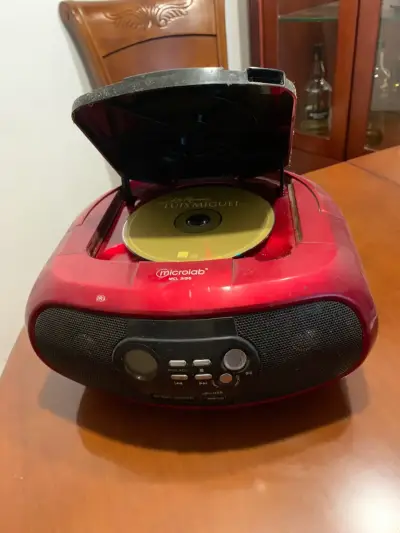 Radio portátil Microlab con USB y SD - miniatura 2
