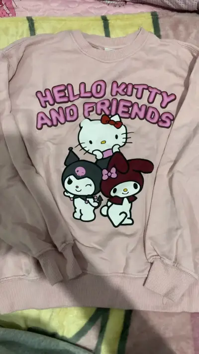 Polerón rosa Hello Kitty y amigos - miniatura 1