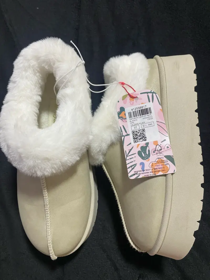 Pantuflas de invierno beige con forro de felpa