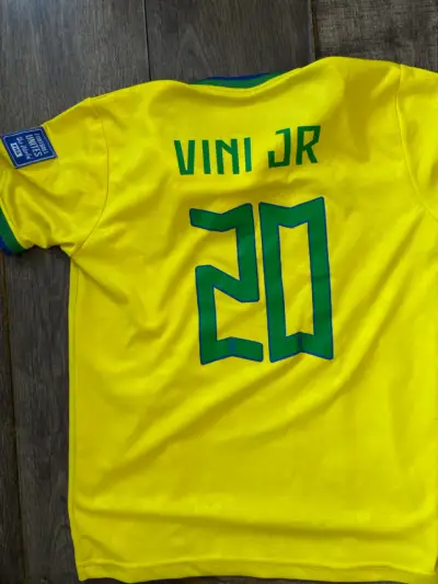 Camiseta de fútbol Brasil Nike Vini Jr 20 - miniatura 2