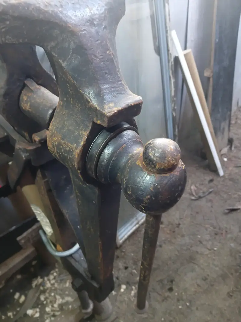 Tornillo de Herrero - 3